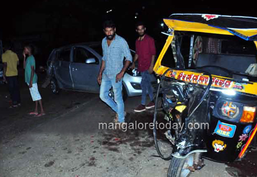 deralakatta accident